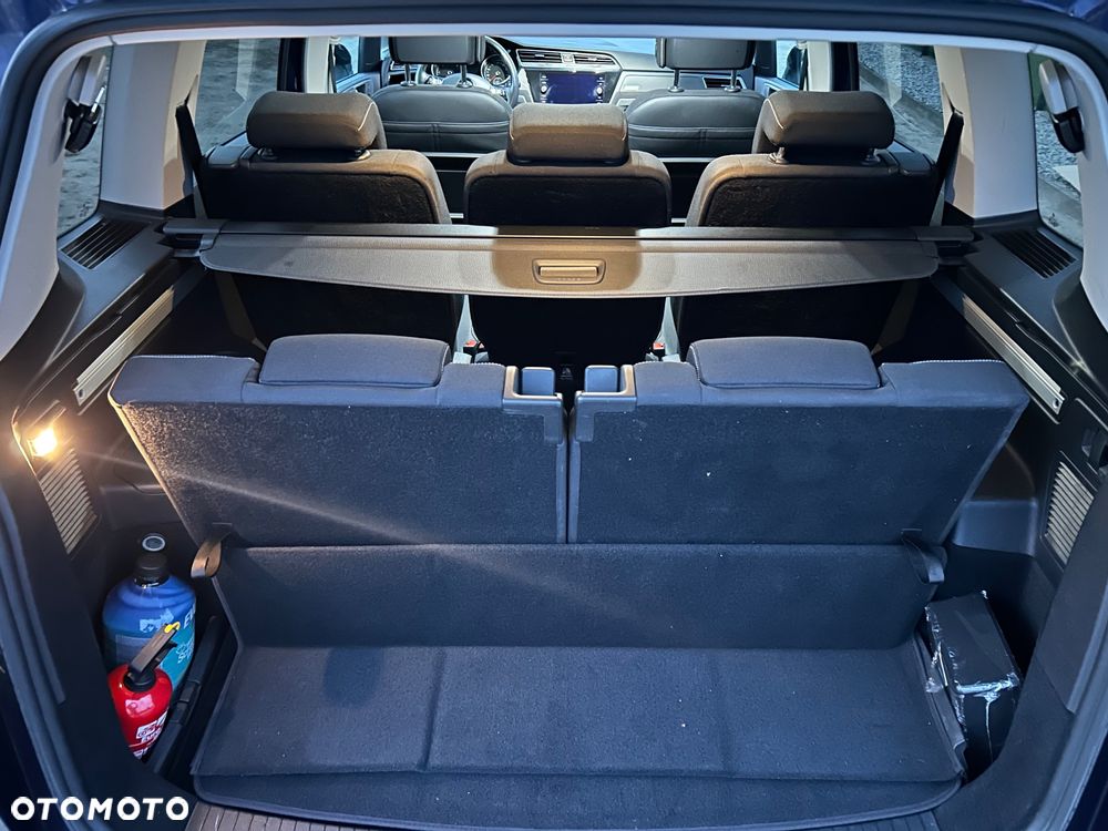 Volkswagen Touran 2.0 TDI SCR Join - 12