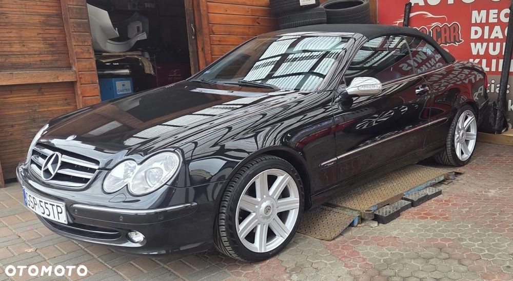 Mercedes-Benz CLK - 9