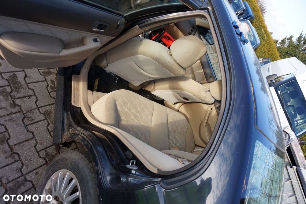 HONDA CIVIC VII LIFT SEDAN 2005 NH629M 1.6 16V D16V1 110KM SZARY na części - 14