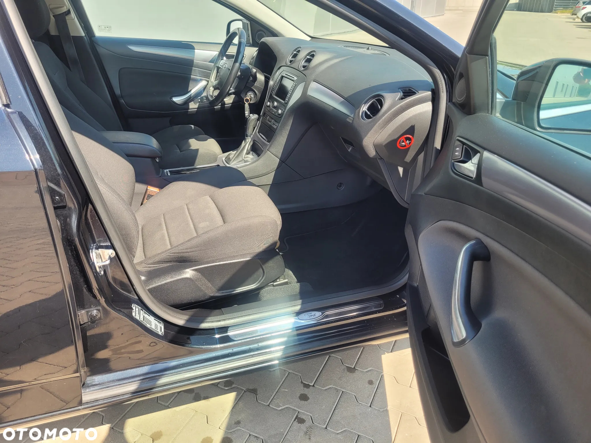 Ford Mondeo Turnier 2.0 TDCi Business Edition - 25