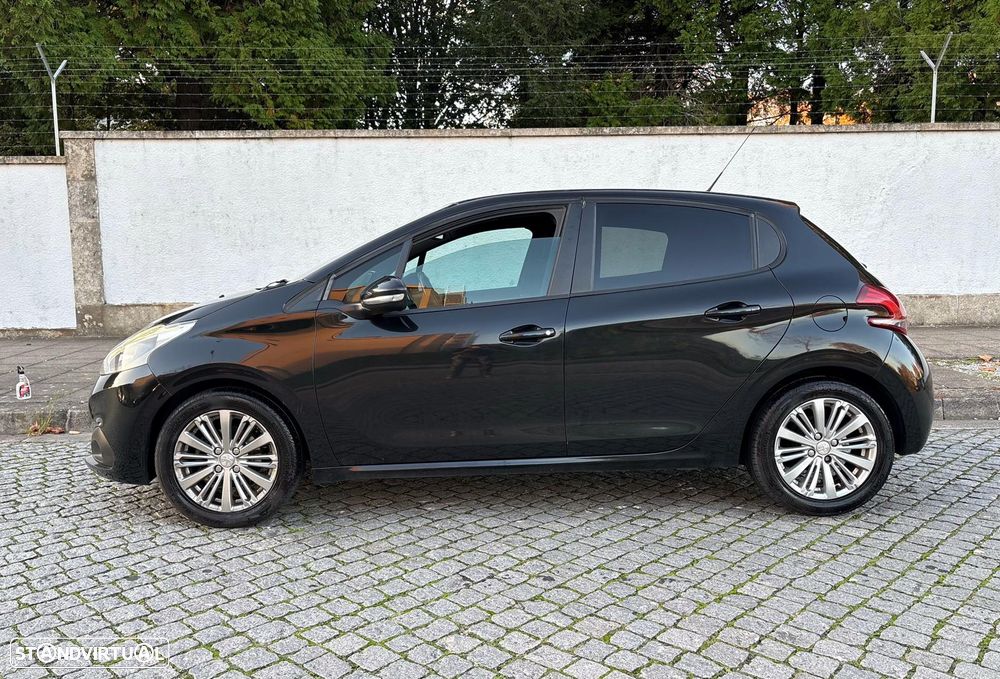 Peugeot 208 1.6 BlueHDi Style - 25