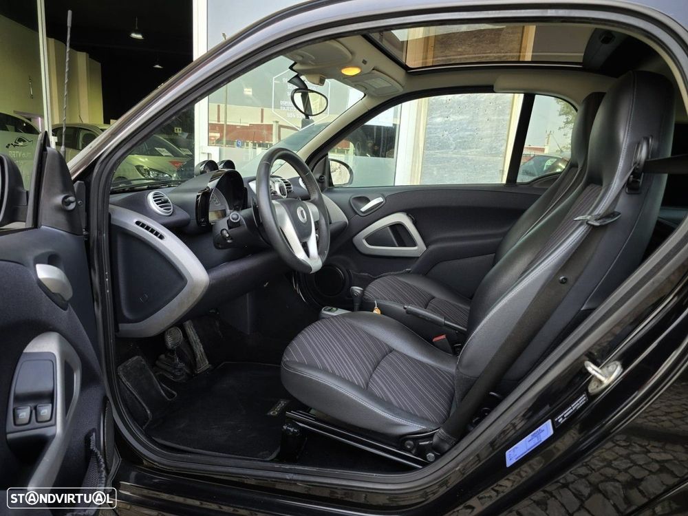 Smart ForTwo Coupé 1.0 mhd Passion 71 - 16