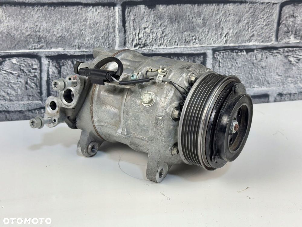 SPRĘŻARKA KLIMATYZACJI KOMPRESOR BMW 5 G30 G31 6 G32 7 G11 7945819 - 2
