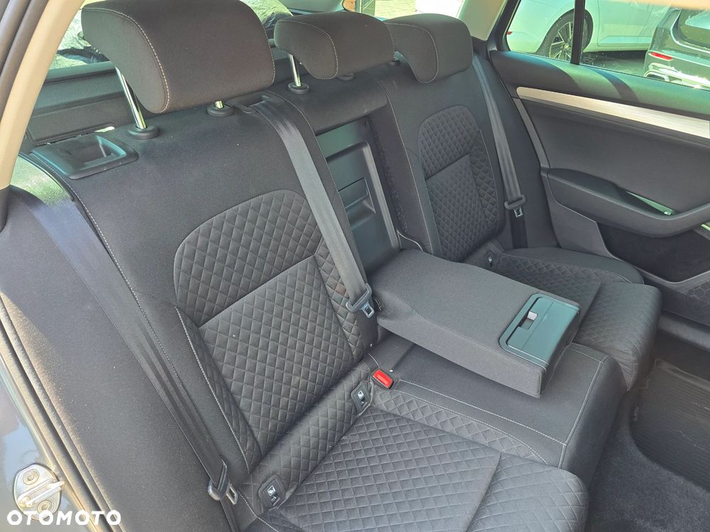 Skoda Superb - 14