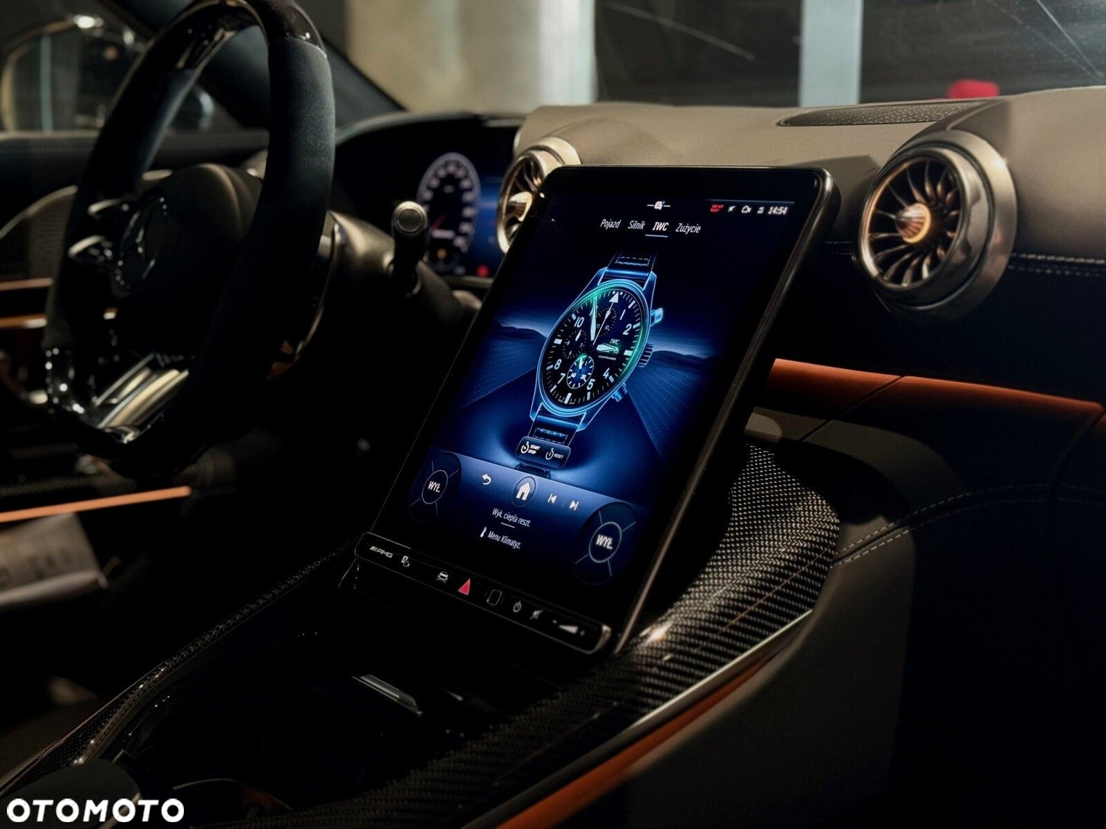 Mercedes-Benz AMG GT - 24