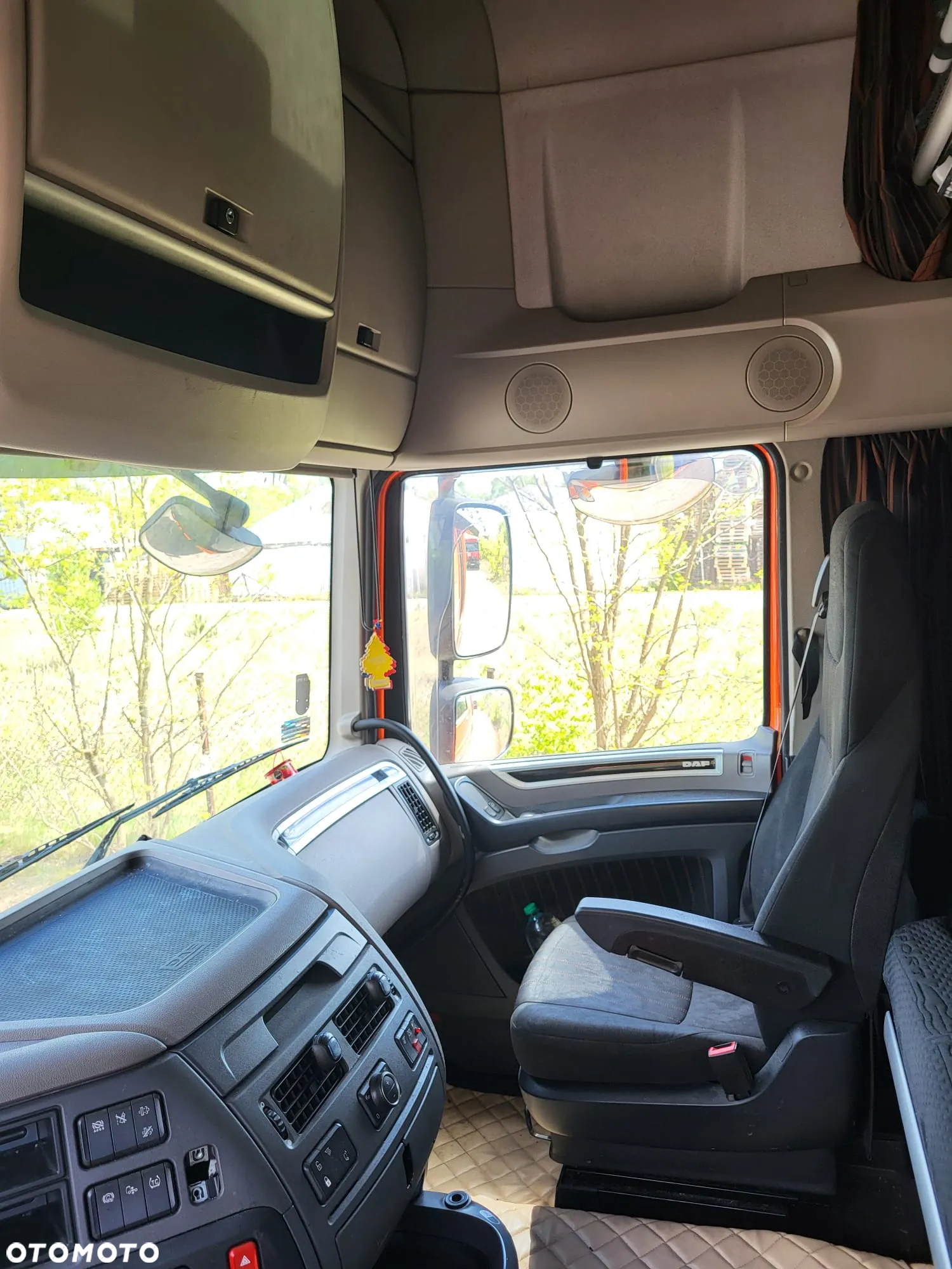 DAF 480XF - 7