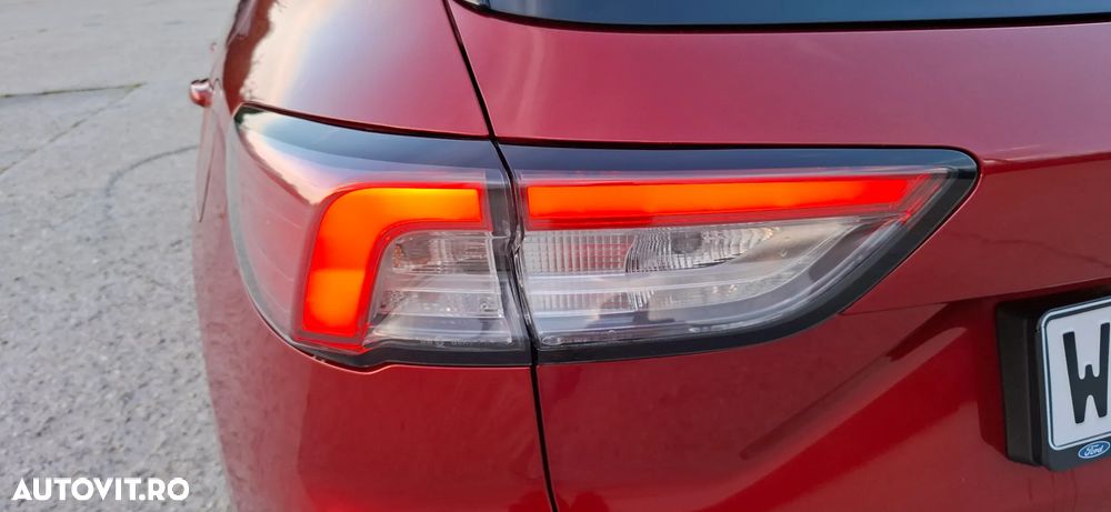 Ford Kuga 2.5 Duratec PHEV ST-LINE - 18