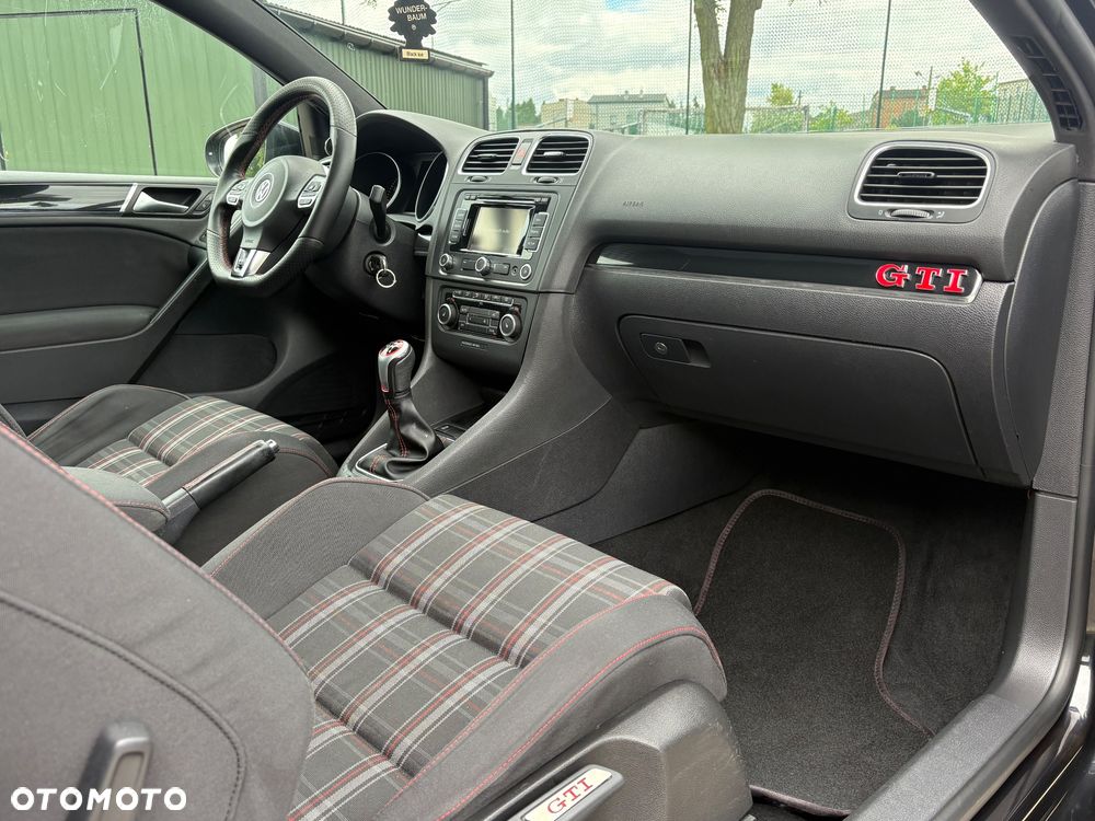 Volkswagen Golf 2.0 GTI - 15