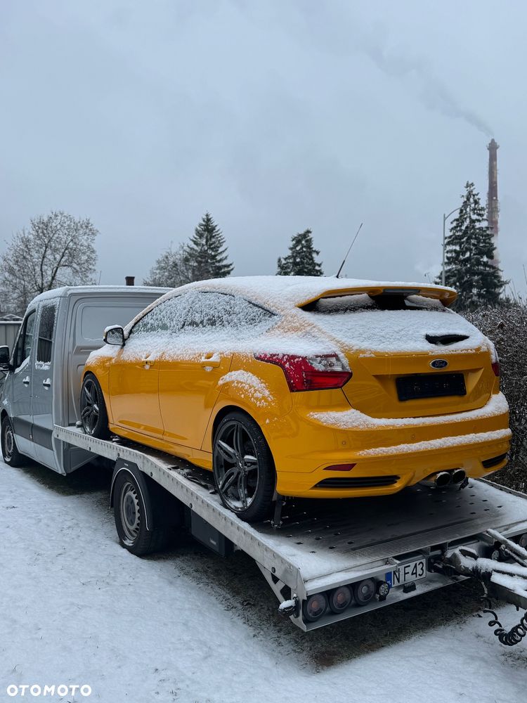 Mercedes-Benz Sprinter - 11