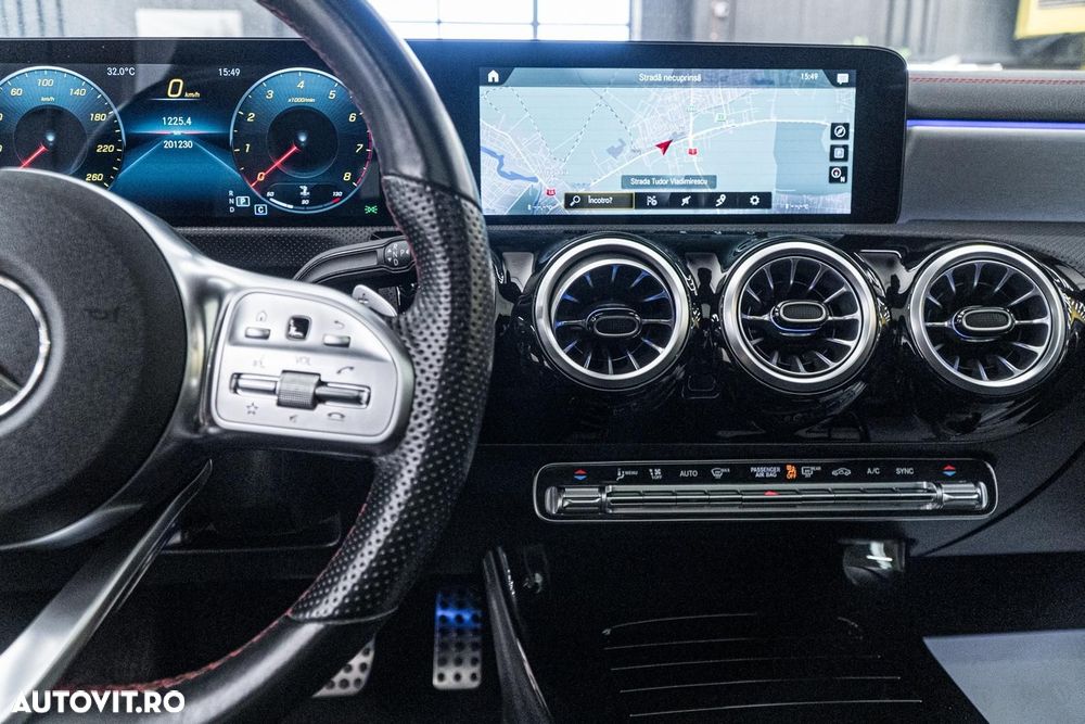 Mercedes-Benz CLA 200 7G-DCT Edition AMG Line - 37