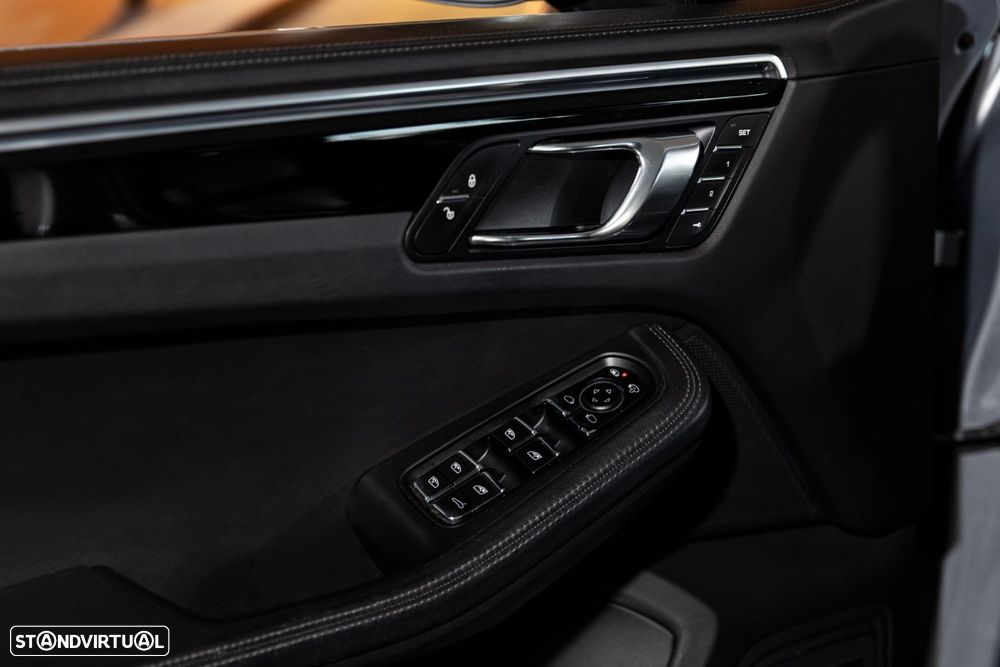 Porsche Macan S - 24