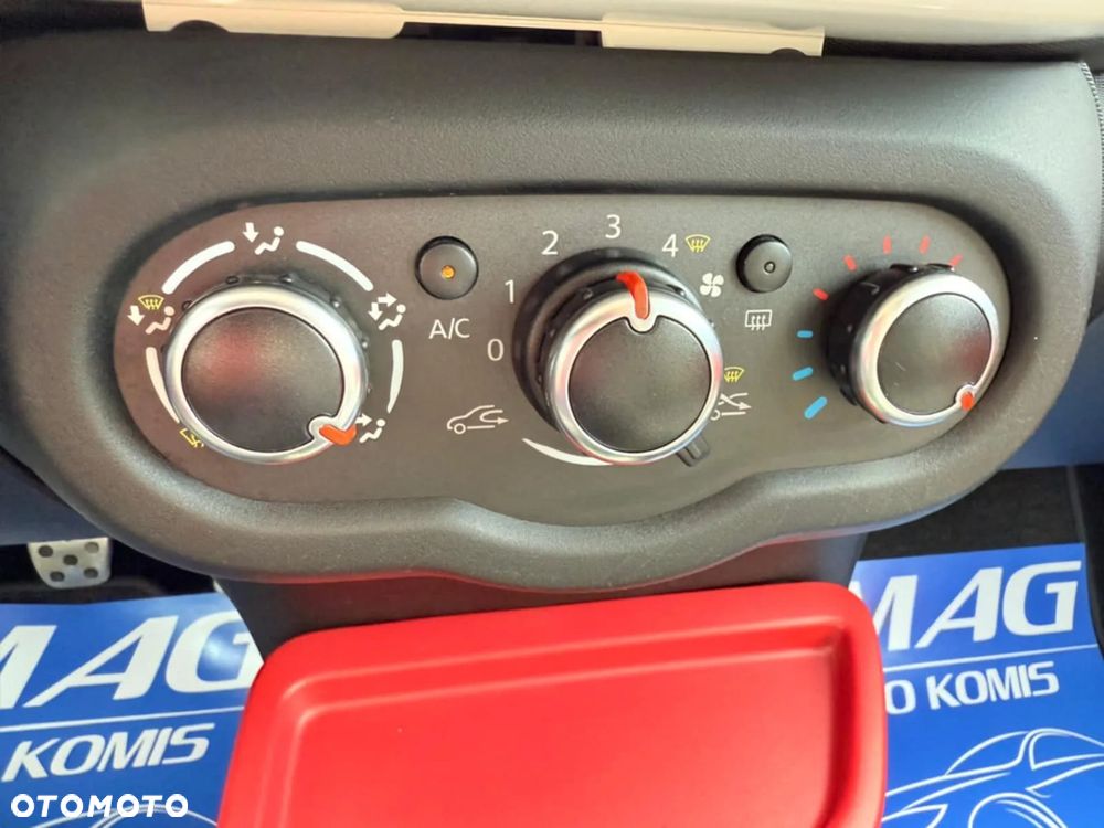 Renault Twingo SCe 70 Expression - 23