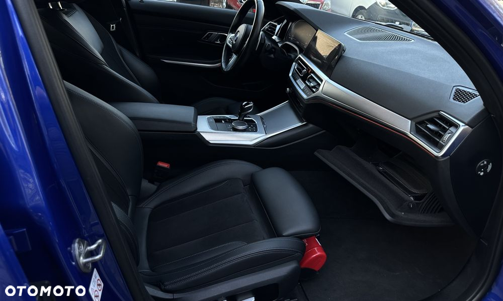 BMW Seria 3 320i M Sport sport - 11