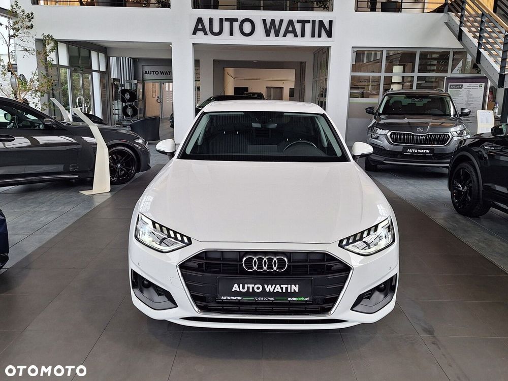 Audi A4 Limousine - 13