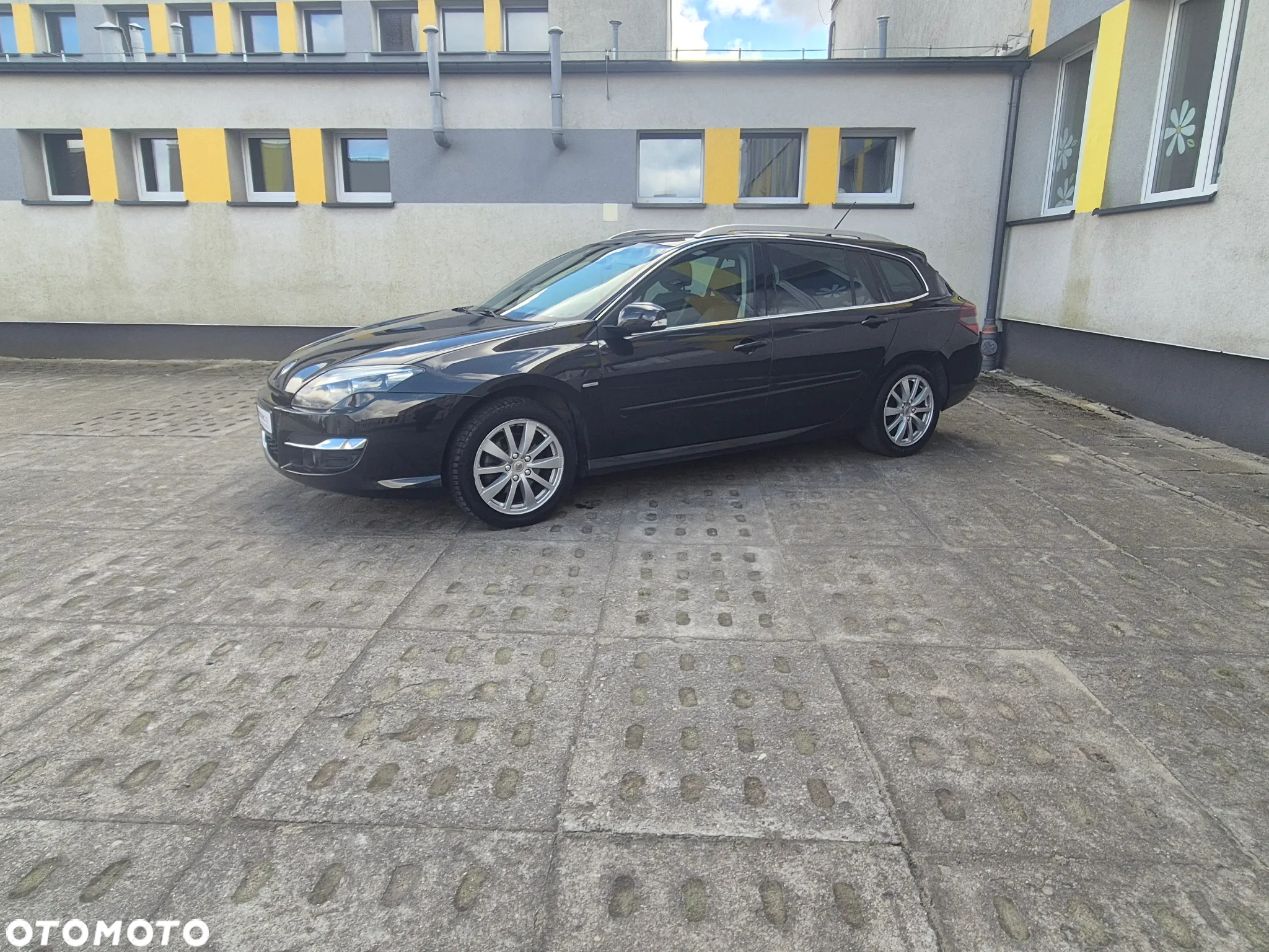 Renault Laguna 2.0 dCi Bose Edition - 8