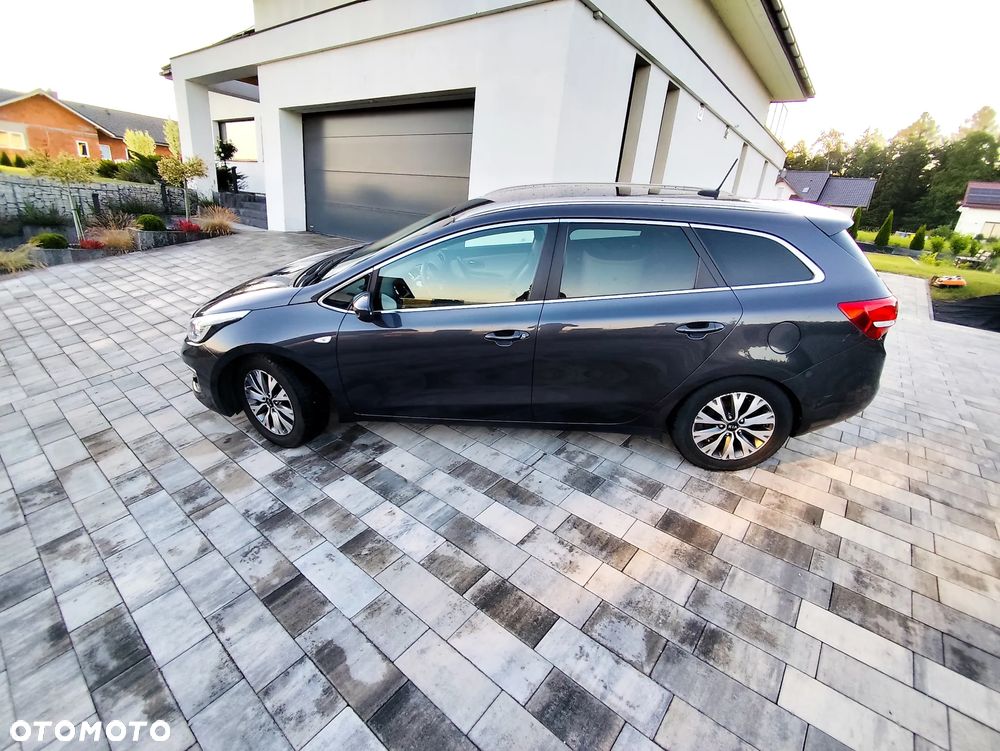 Kia Ceed 1.6 CRDi GT Line DCT - 12