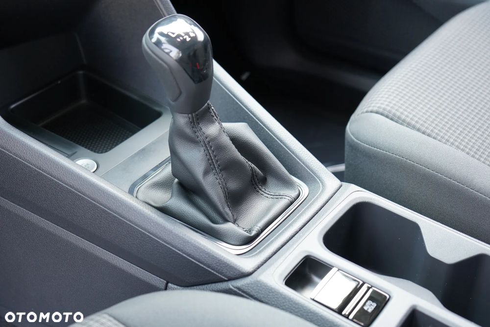 Volkswagen Caddy Cargo - 27