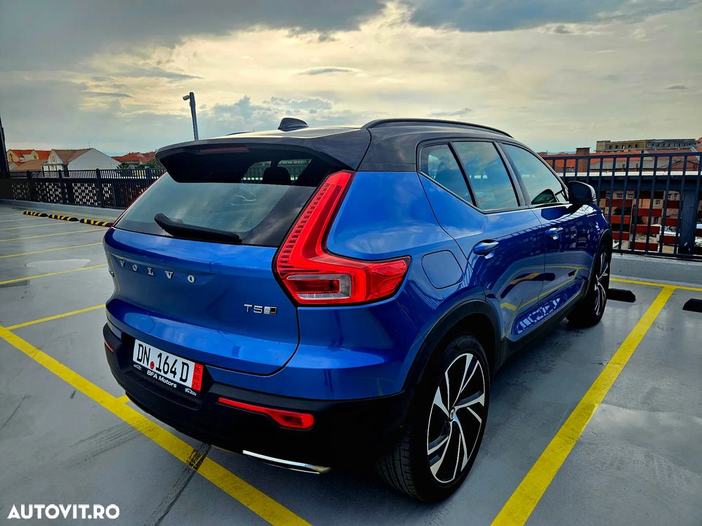 Volvo XC 40 T5 AWD Geartronic R-Design - 4