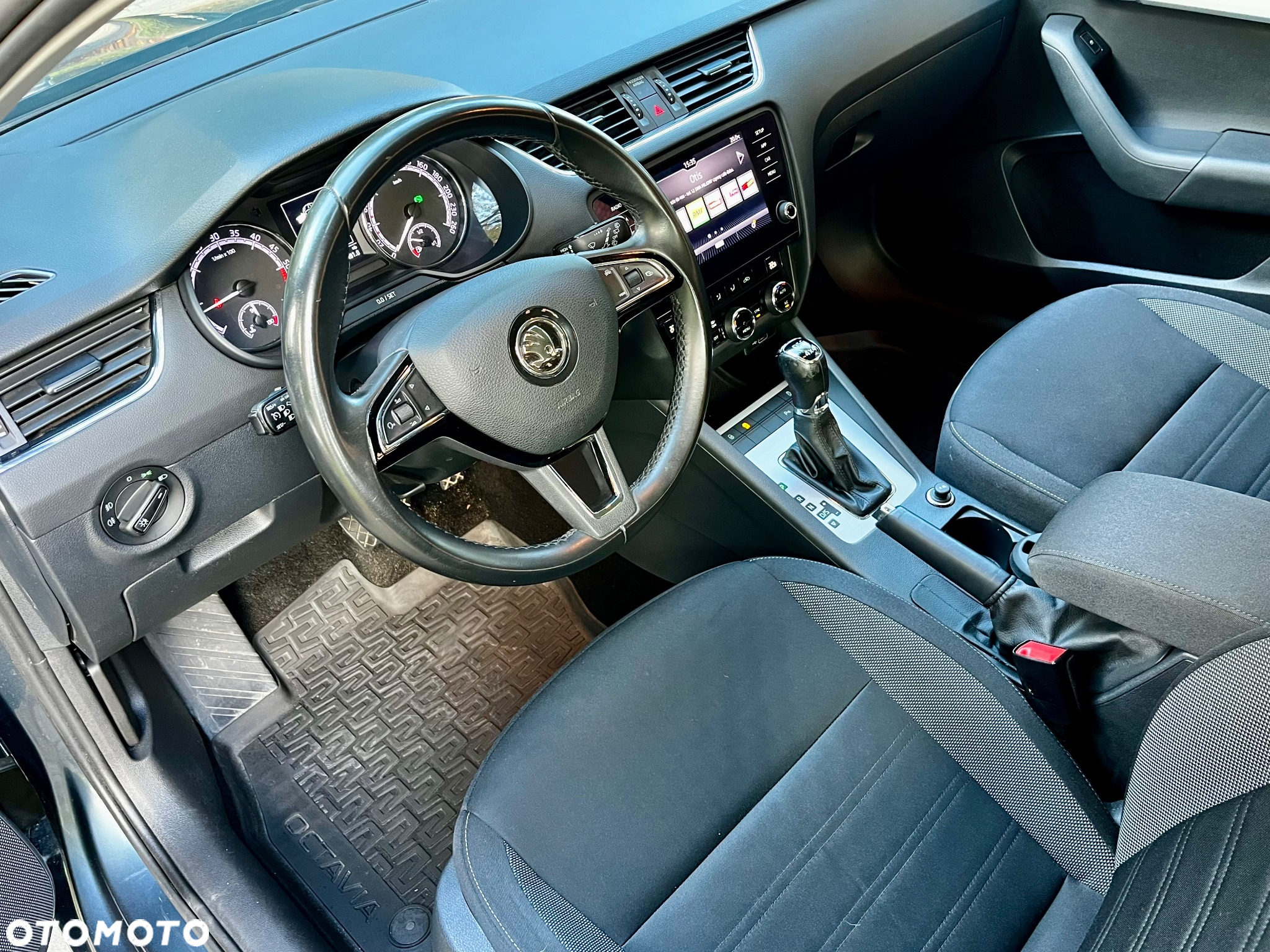 Skoda Octavia 2.0 TDI 4x4 Ambition DSG - 13