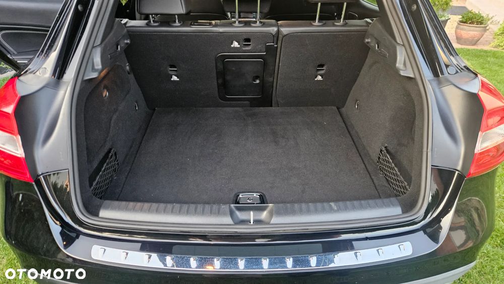 Mercedes-Benz GLA 250 4-Matic - 9