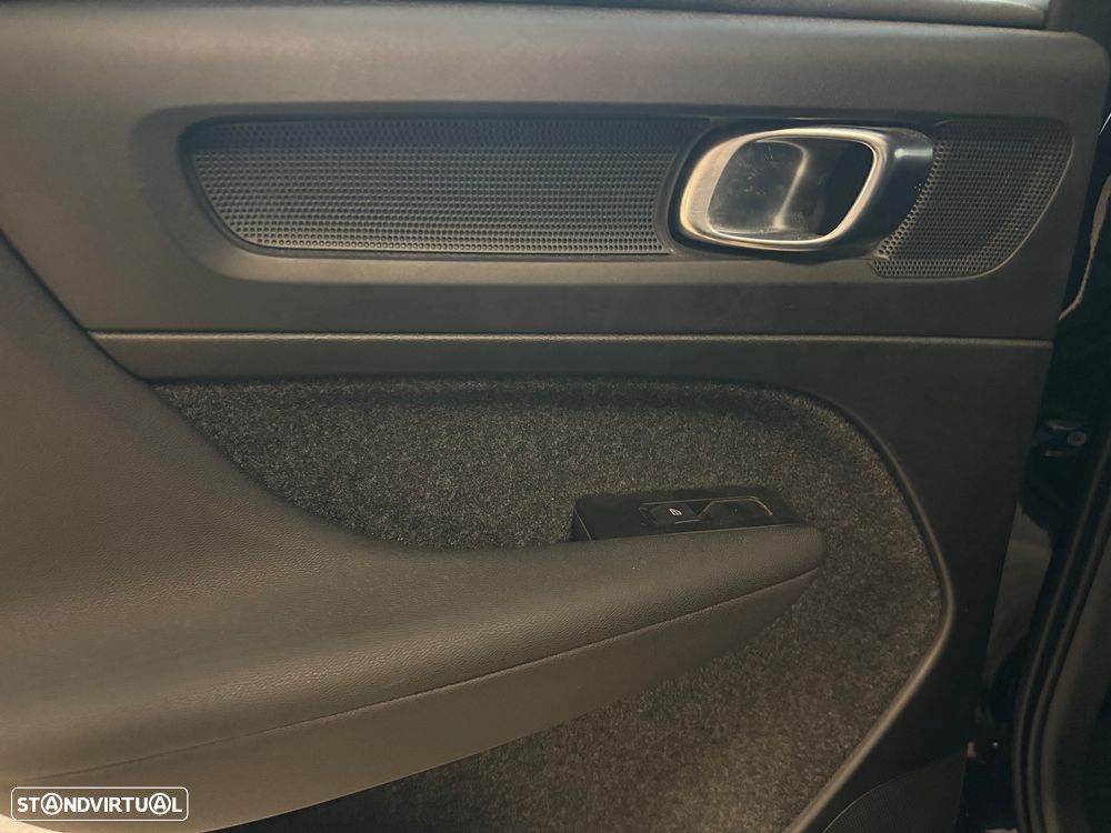 Volvo XC 40 1.5 T4 PHEV Inscription - 17