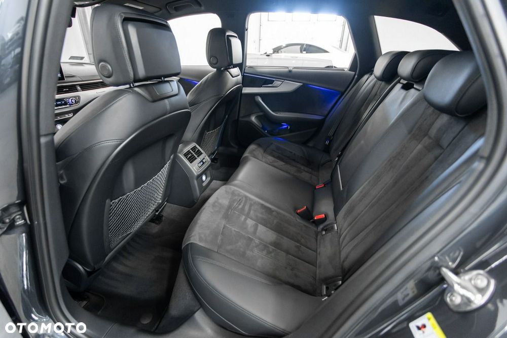 Audi A4 Allroad - 24
