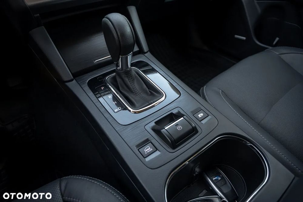 Subaru Outback 2.0 D Comfort AT - 33