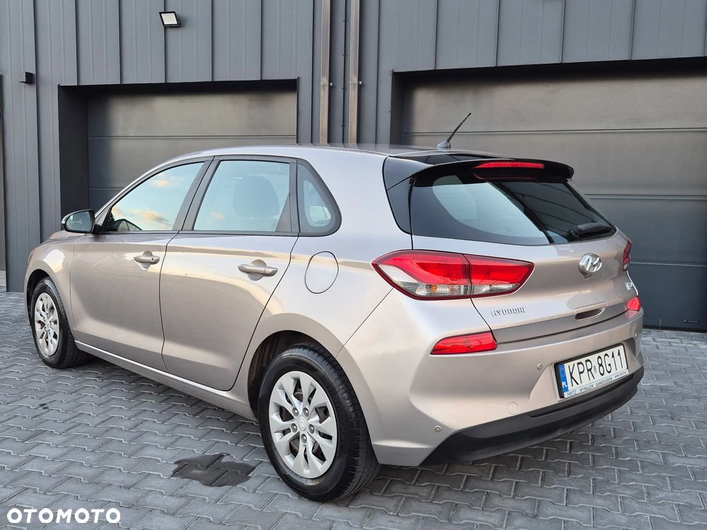Hyundai i30 1.4 Premiere Comfort - 37