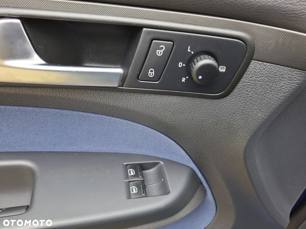Volkswagen Touran 1.6 Basis - 20