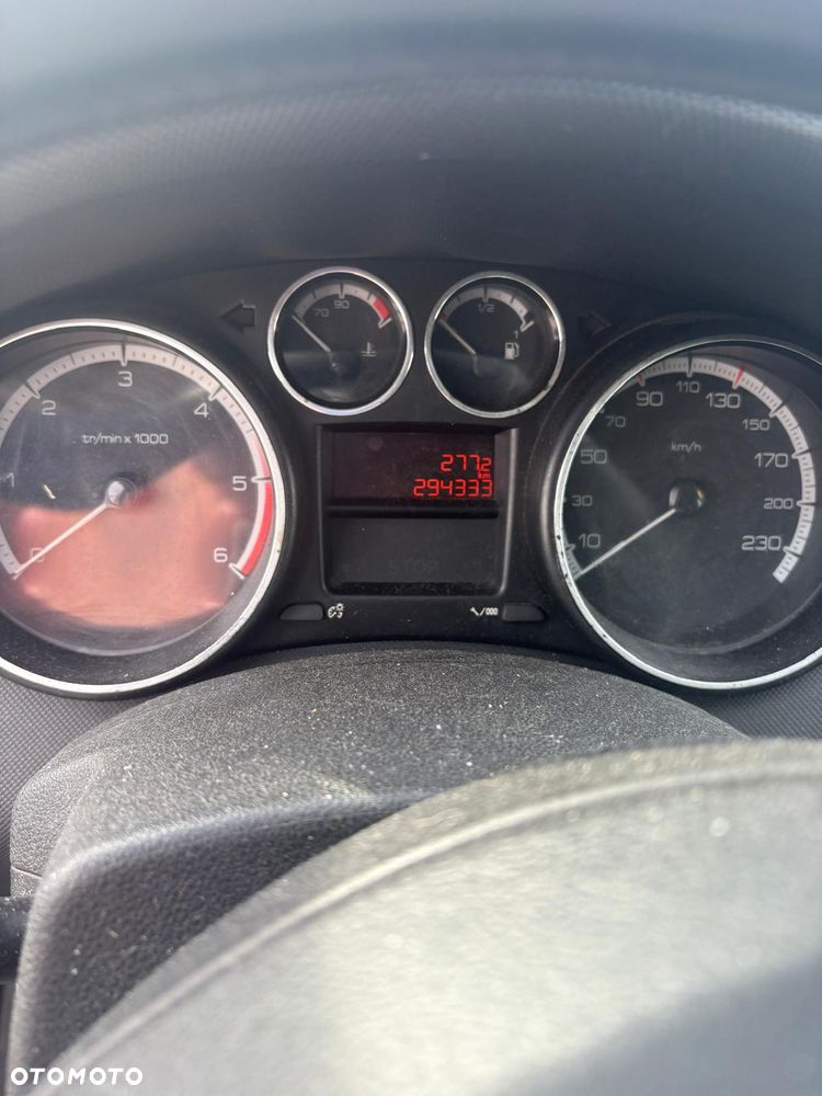 Peugeot 308 1.6 HDi Premium - 8