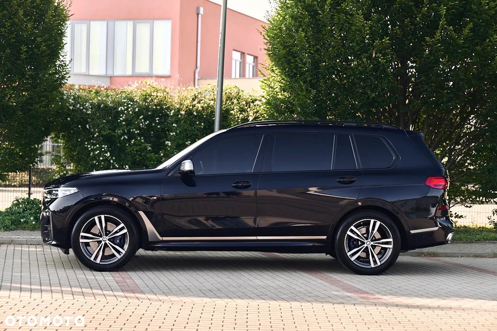 BMW X7 M50d - 10