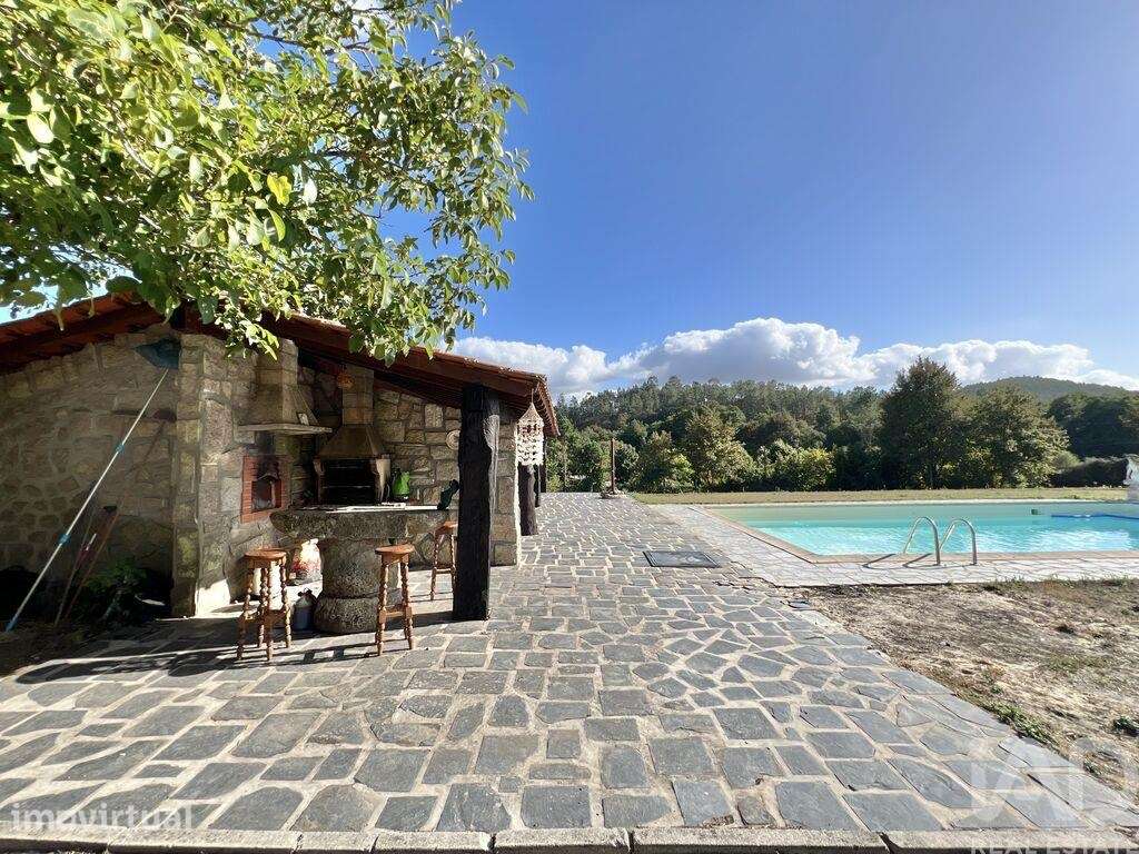 Quinta T4 em Santa Cruz da Trapa e São Cristóvão de Lafões de 341 m2 - Grande imagem: 5/40