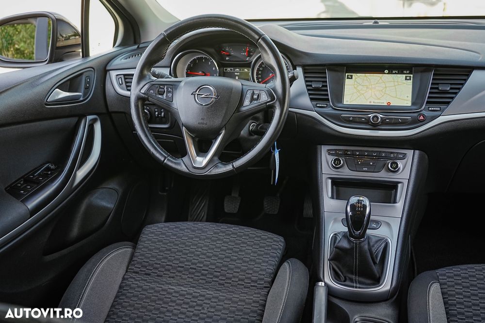 Opel Astra 1.2 Turbo Business Edition - 8