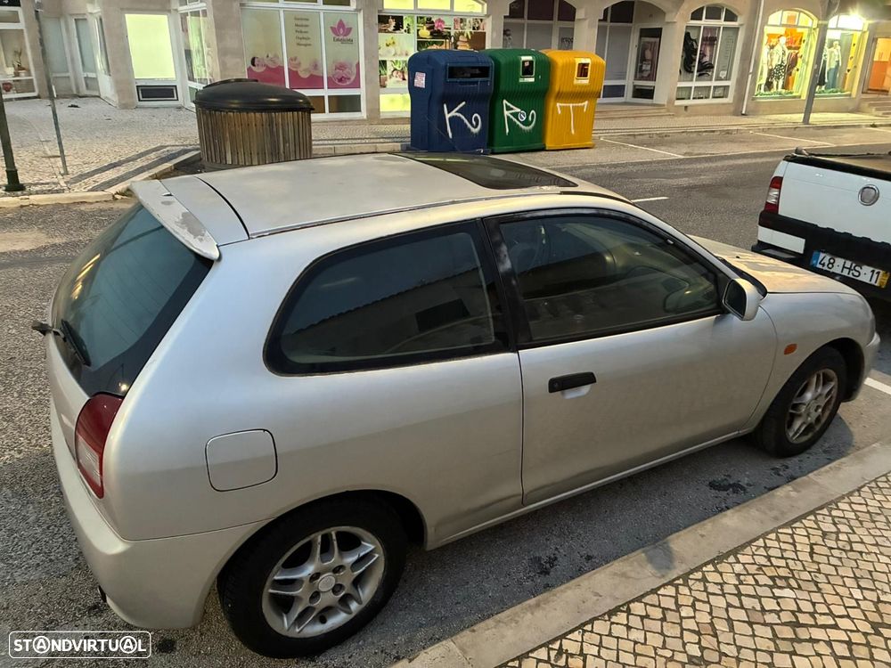 Mitsubishi Colt 1.6 GLX - 2