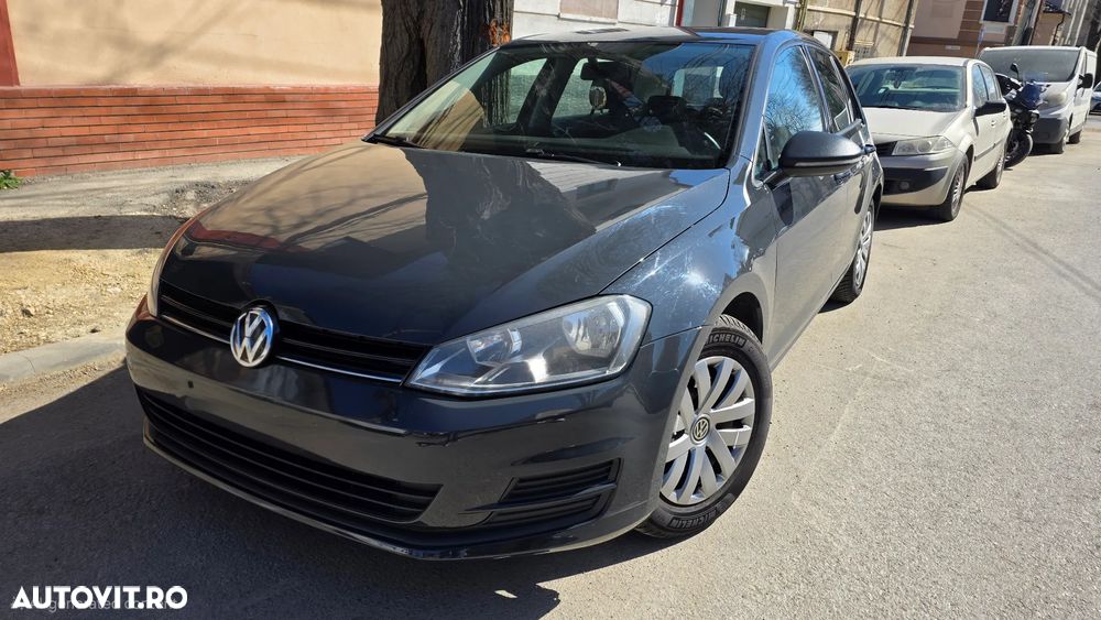 Volkswagen Golf 1.2 TSI BMT Comfortline - 1