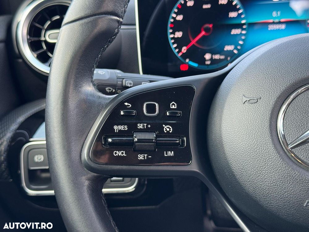 Mercedes-Benz A 180 d 7G-DCT AMG Line - 23