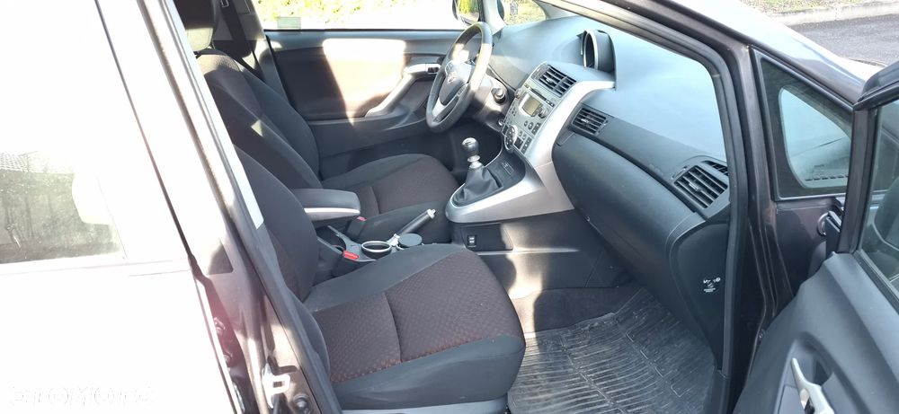 Toyota Verso 2.0 D-4D Sol - 8