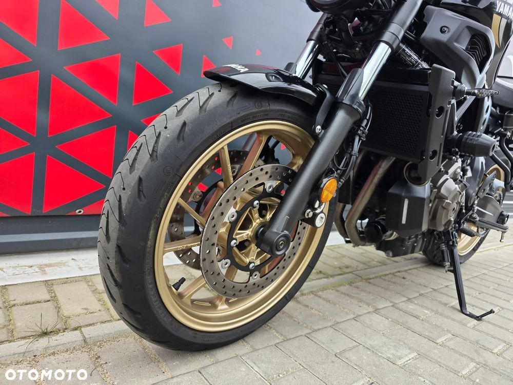 Yamaha XSR - 17