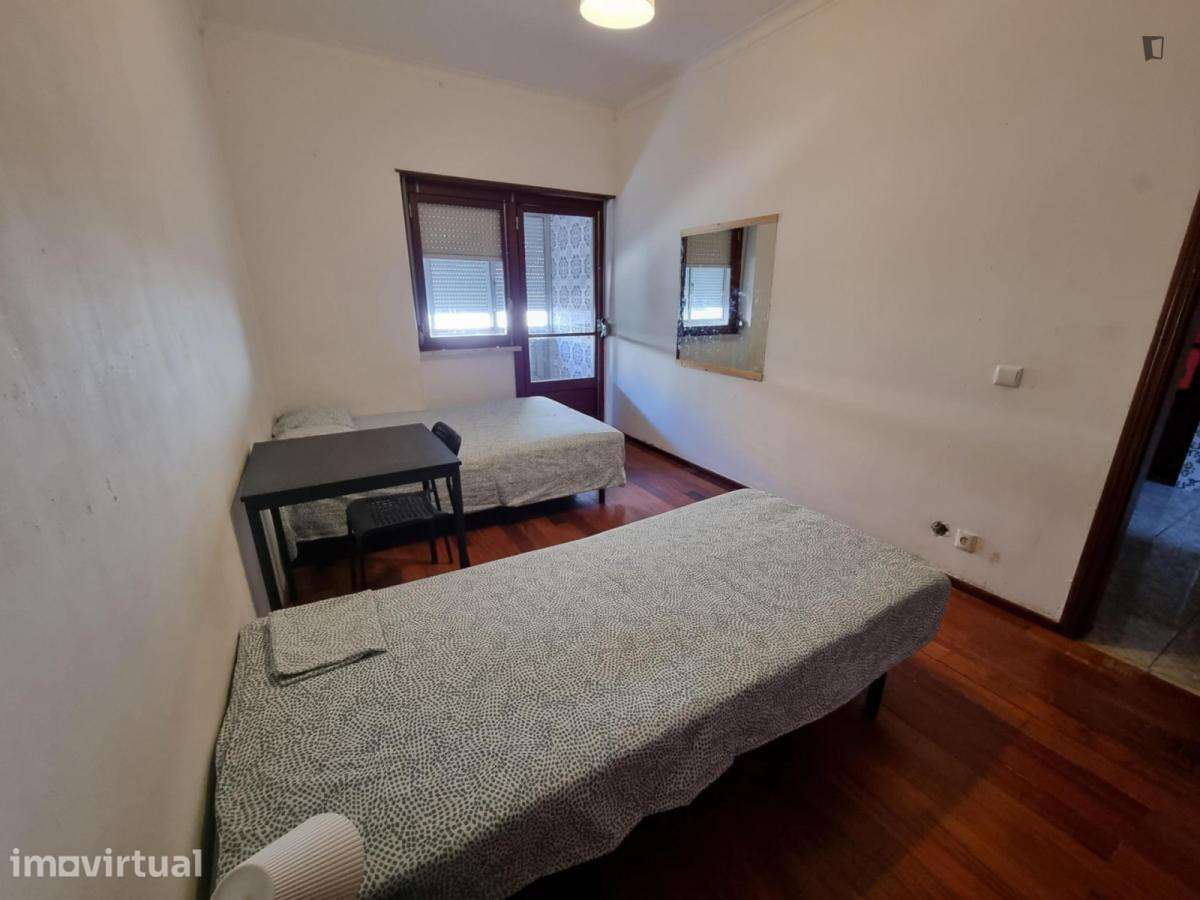 Quarto - localizado em Sintra Lisbon - Grande imagem: 3/16
