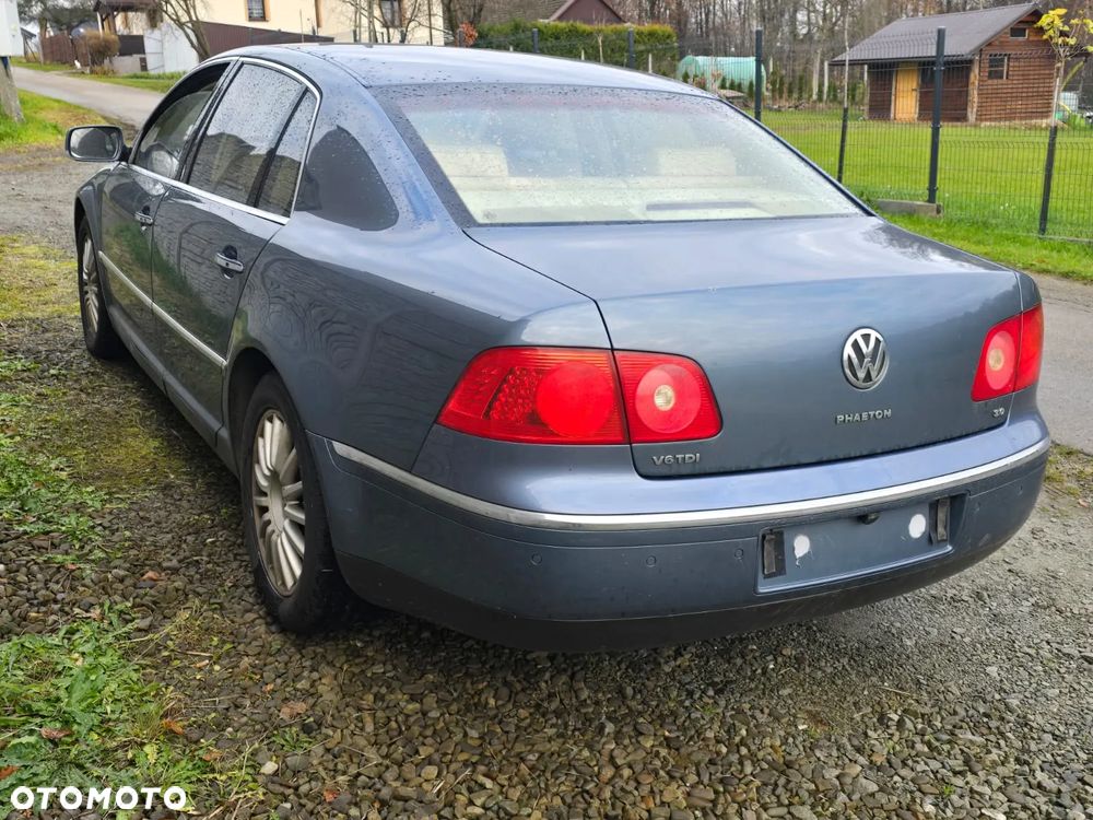 Volkswagen Phaeton - 5