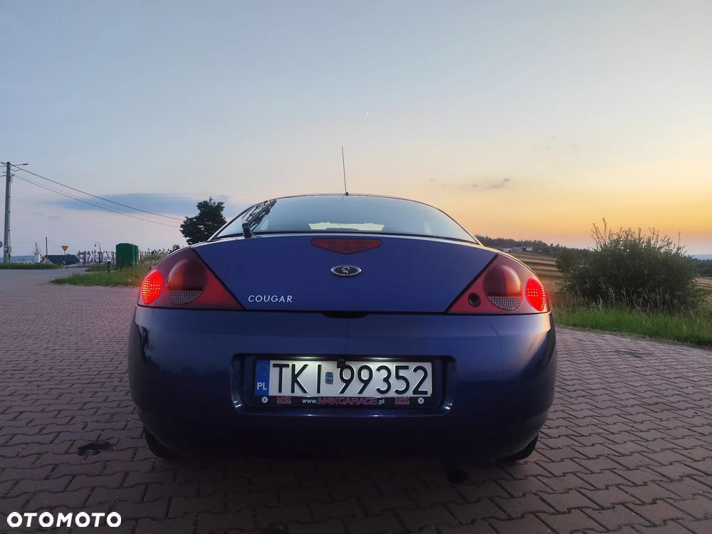 Ford Cougar 2.0 16V - 10