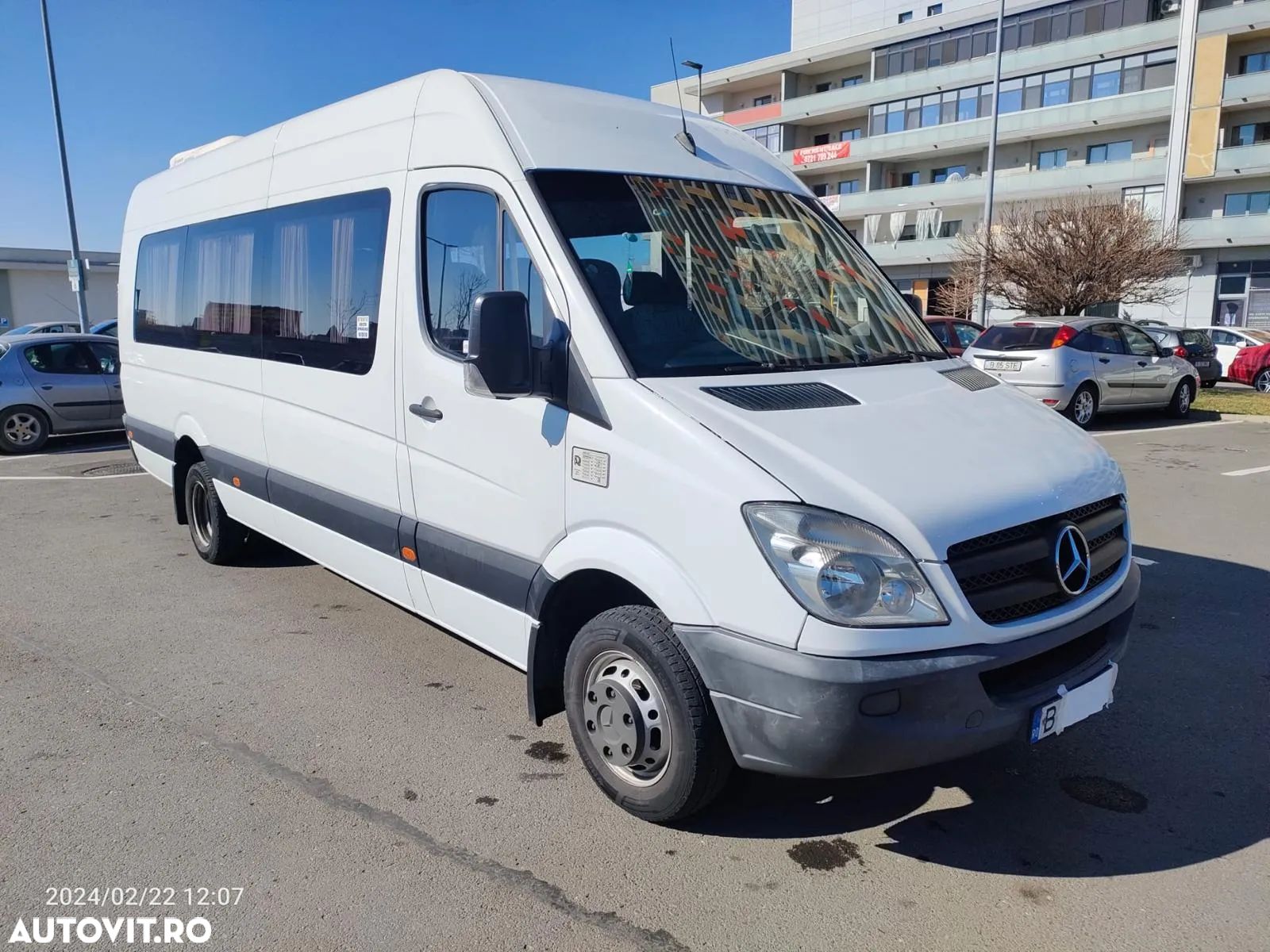 Mercedes-Benz Sprinter - 1