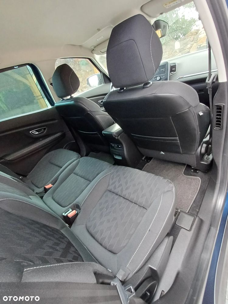 Renault Grand Scenic ENERGY TCe 140 BOSE EDITION - 19