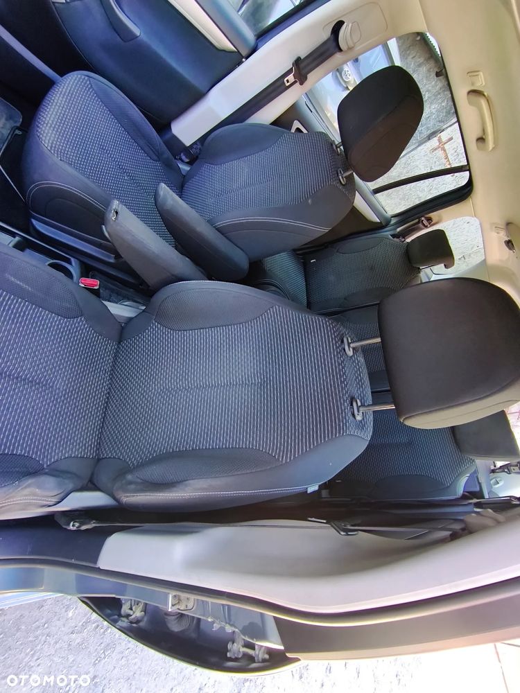 Citroën C4 Picasso 1.6 HDi Equilibre Navi Pack - 15