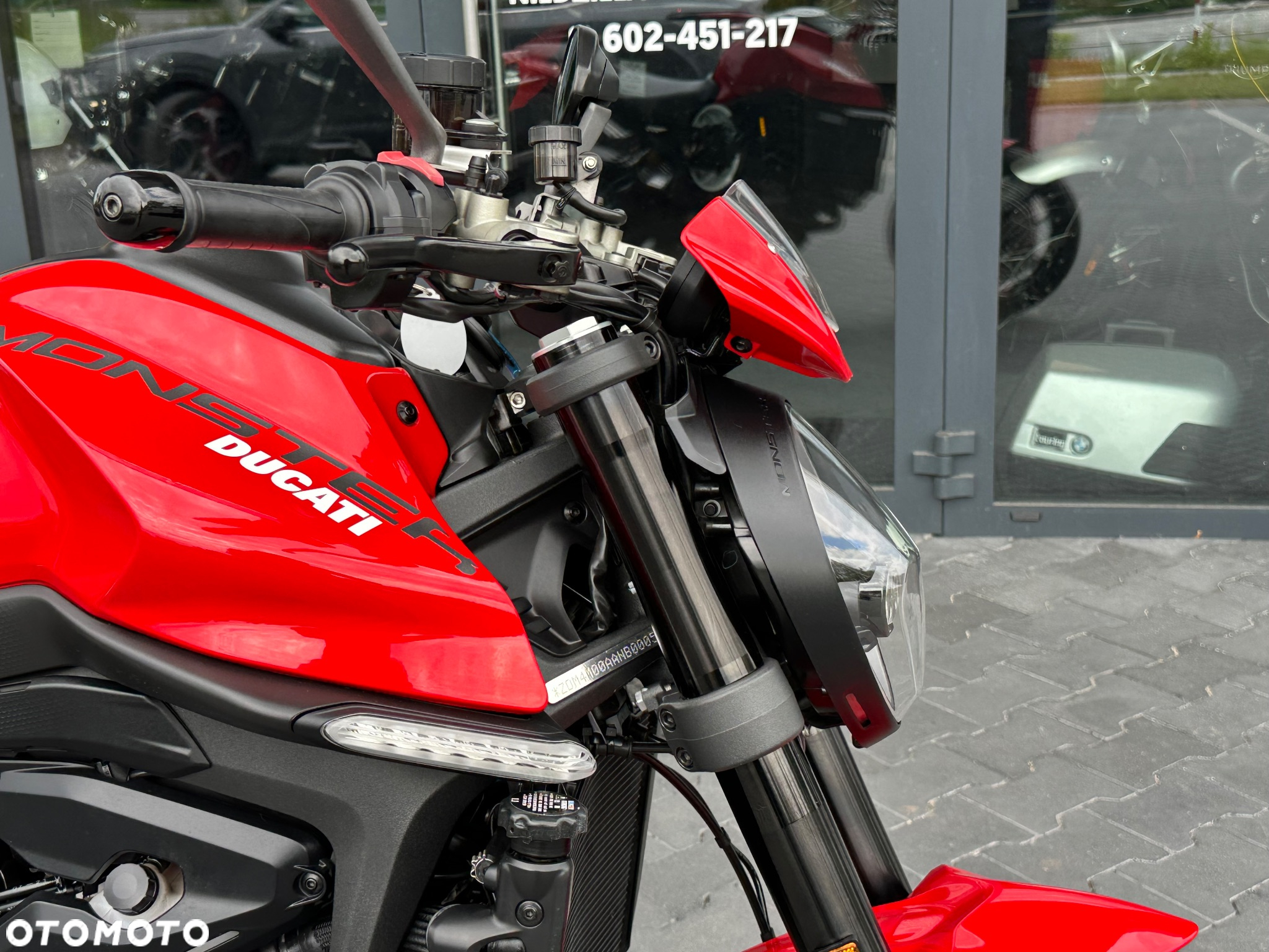 Ducati Monster - 14