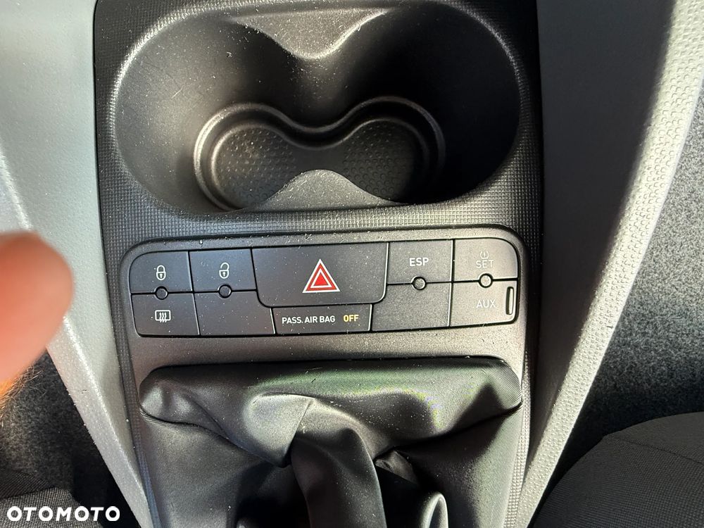 Seat Ibiza 1.6 16V Reference - 26