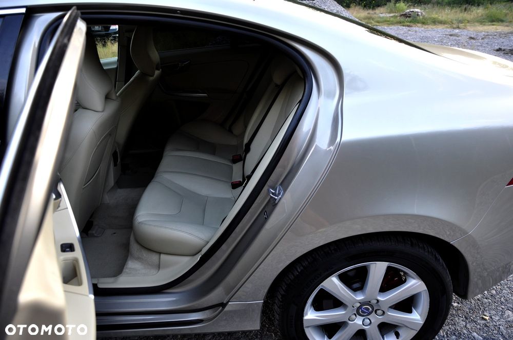 Volvo S60 T5 Geartronic Summum - 30