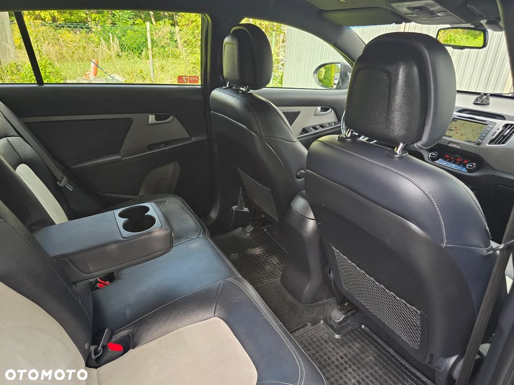 Kia Sportage 1.6 GDI Business Line L 2WD - 12