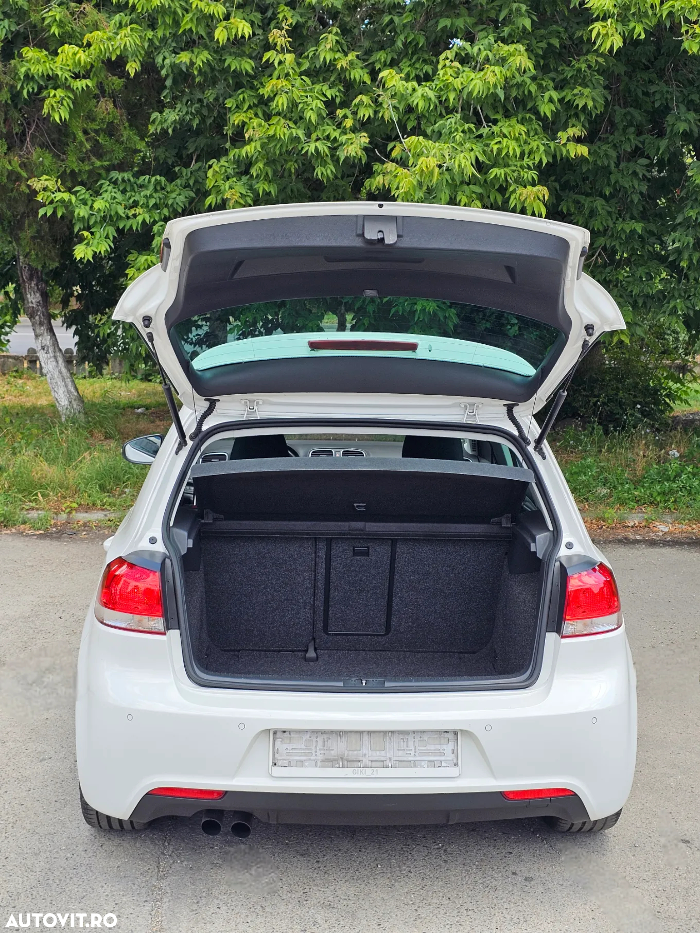 Volkswagen Golf - 15