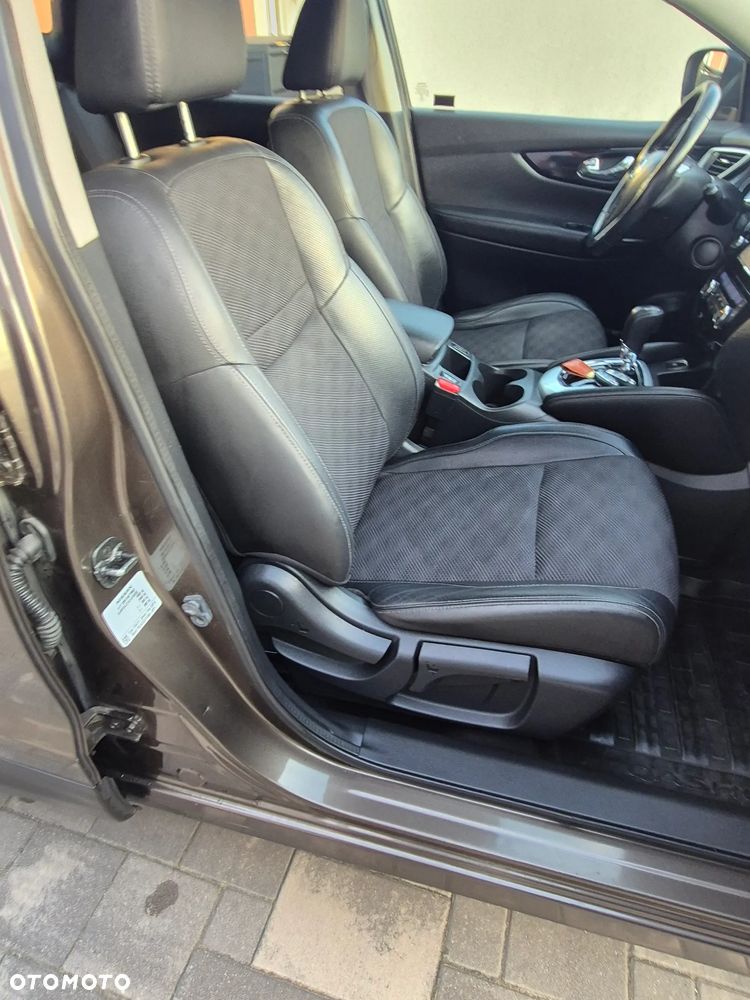 Nissan Qashqai - 23